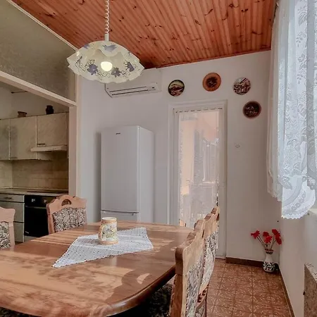 アパート Valenta