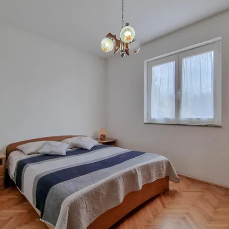 Valenta Apartment *